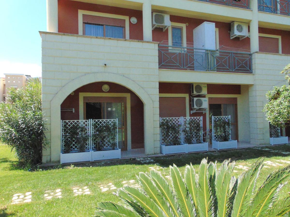 Casa Vacanze Oasi Felicita Nova Siri Marina Exterior photo